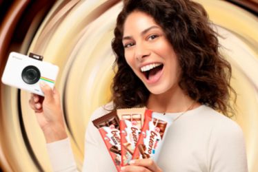 Sorteo cámara polaroid kinder bueno